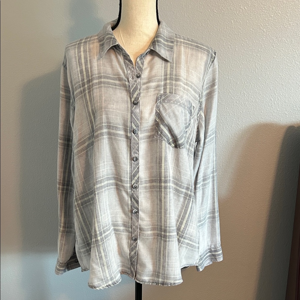 Maurices Lightweight Gray and Yellow Plaid Top